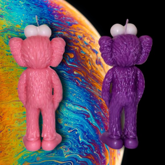 Designer Art Custom Hand Poured Kaws Candle BFF Gift Set - Picture 10 of 14